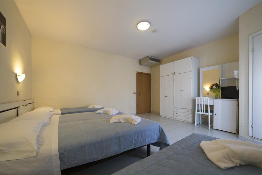 Hotel Europa Rimini Ngoại thất bức ảnh