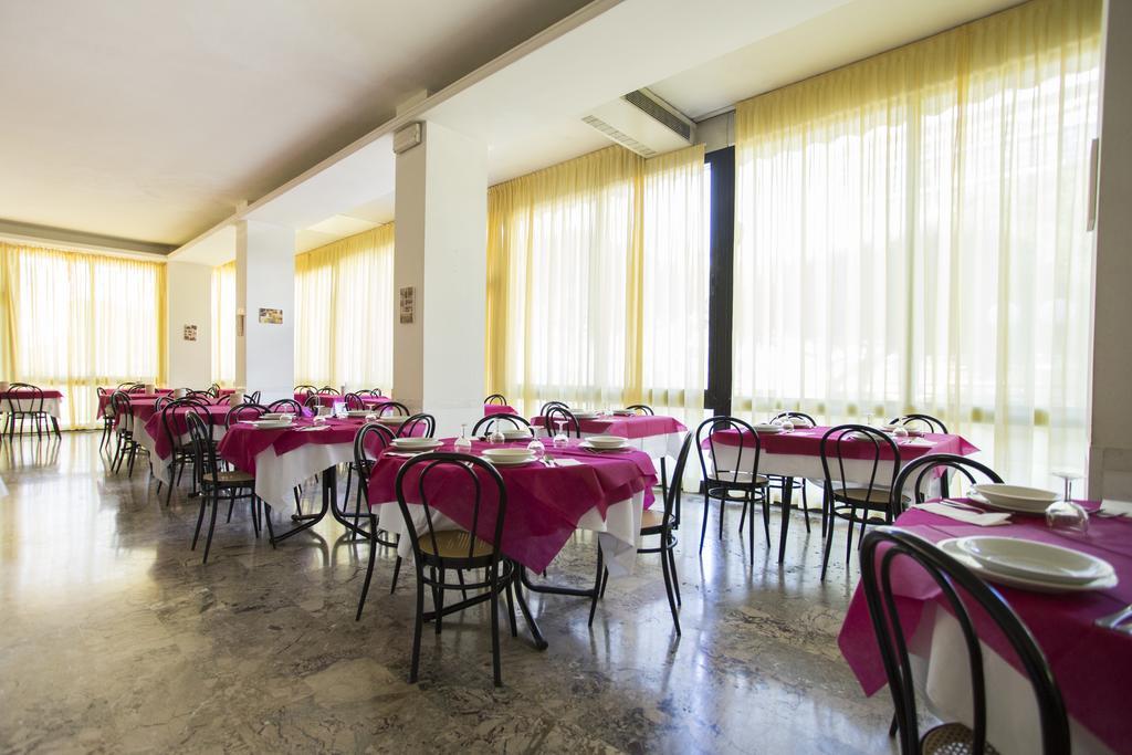 Hotel Europa Rimini Ngoại thất bức ảnh