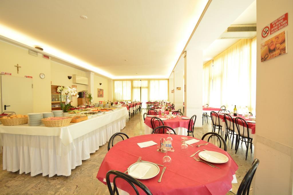 Hotel Europa Rimini Ngoại thất bức ảnh